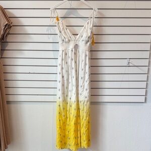 Chic White and Yellow Maxi Dress